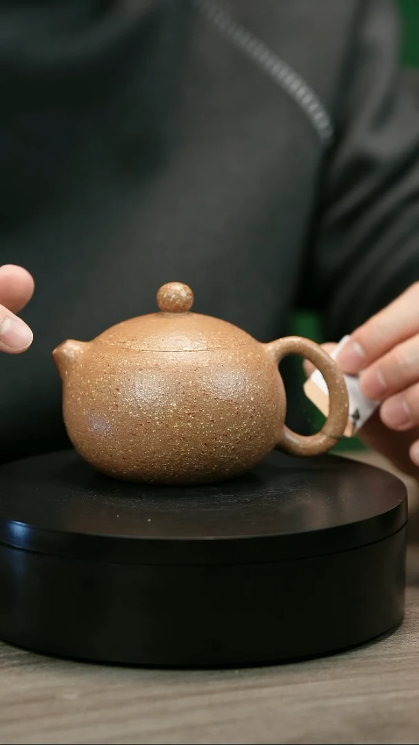 茶壶紫砂咸*弟H2367段泥粗砂西施