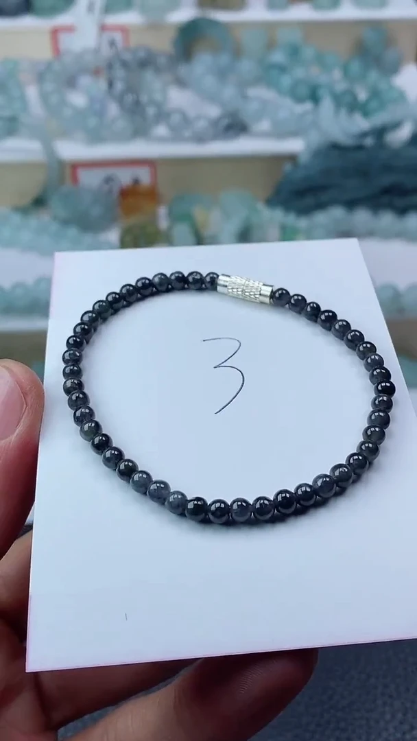 翡翠未镶嵌颈饰手串