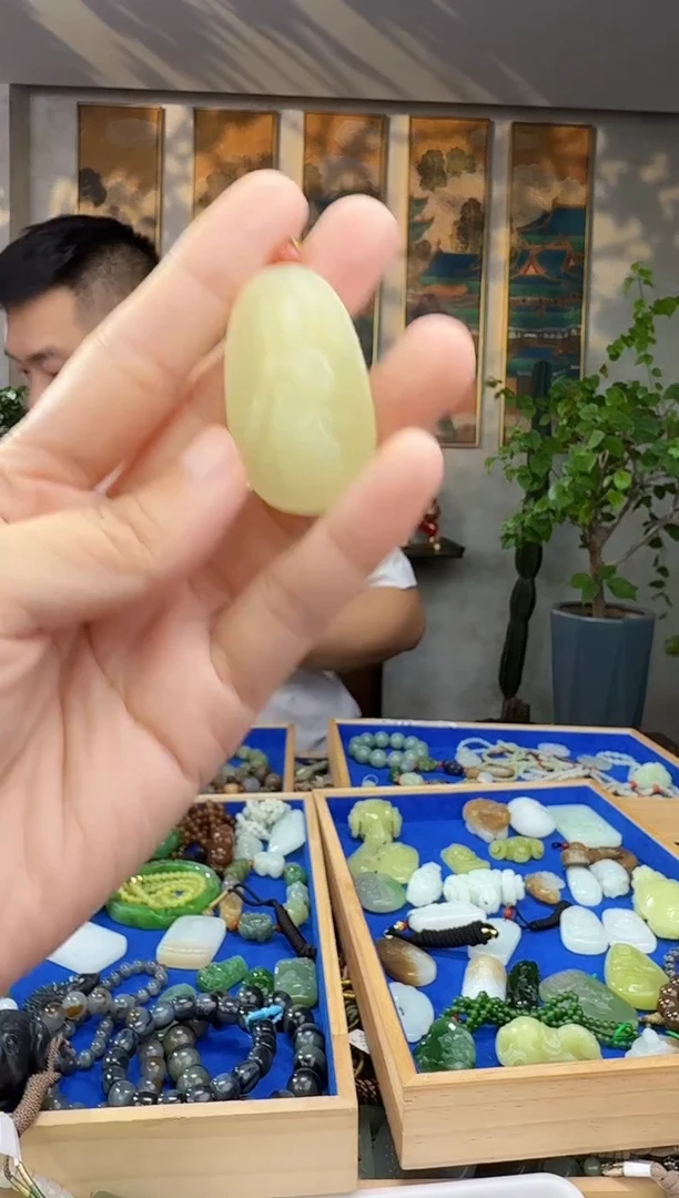 未镶嵌和田玉挂件拍一发一