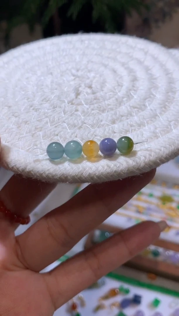 未镶嵌定制翡翠6卡珠子一组