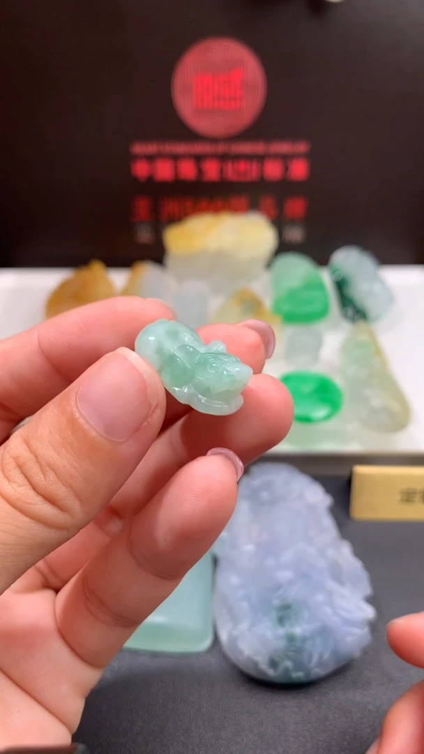 定制翡翠未镶嵌