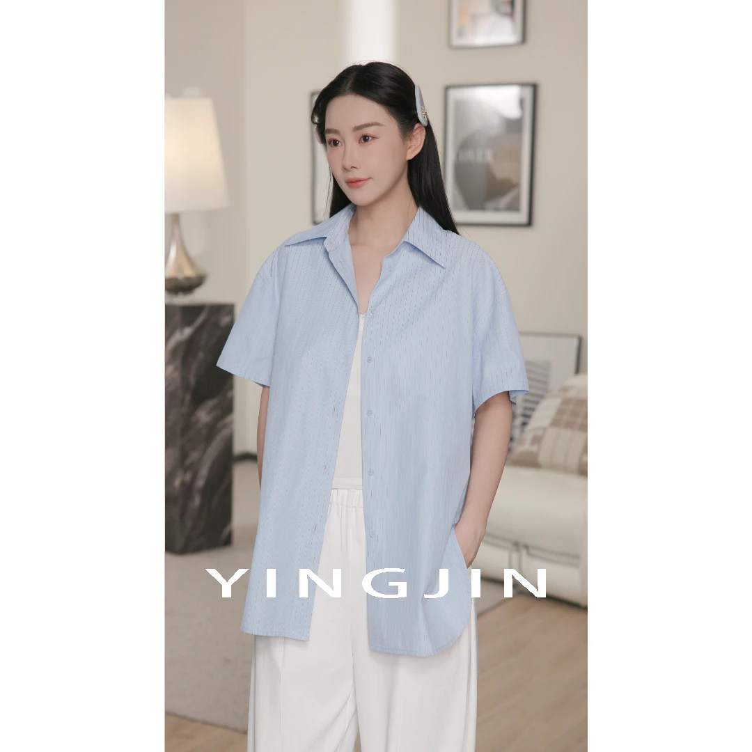 【MENG FAYE】清新律动蓝色条纹衬衫（带发圈）-FE0029Cg