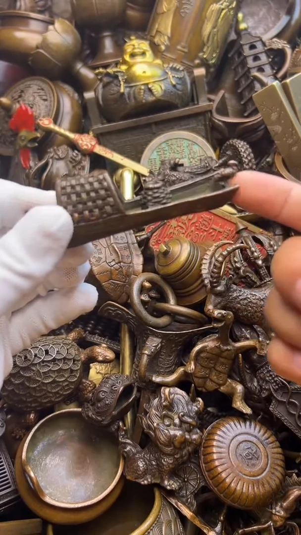 精美铜器，点击下单