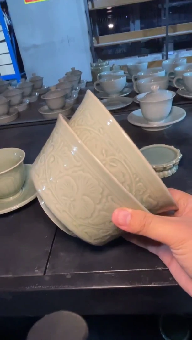 微瑕7英寸收腰面碗2只