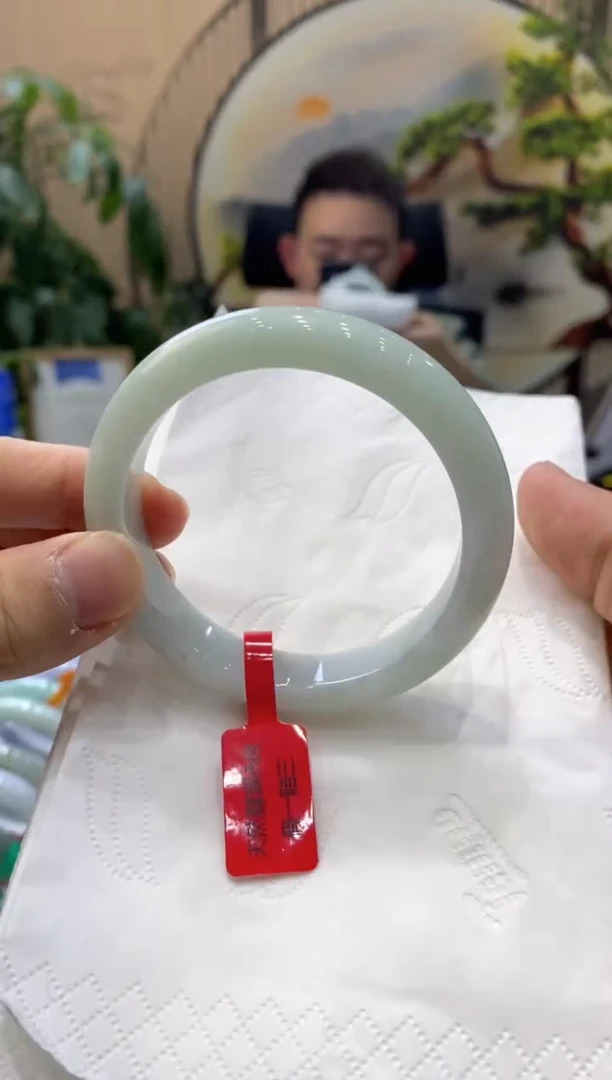 【闪购商品】翡翠手镯未镶嵌000000585