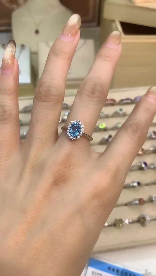 银S925镶嵌戒指托帕石蓝托帕