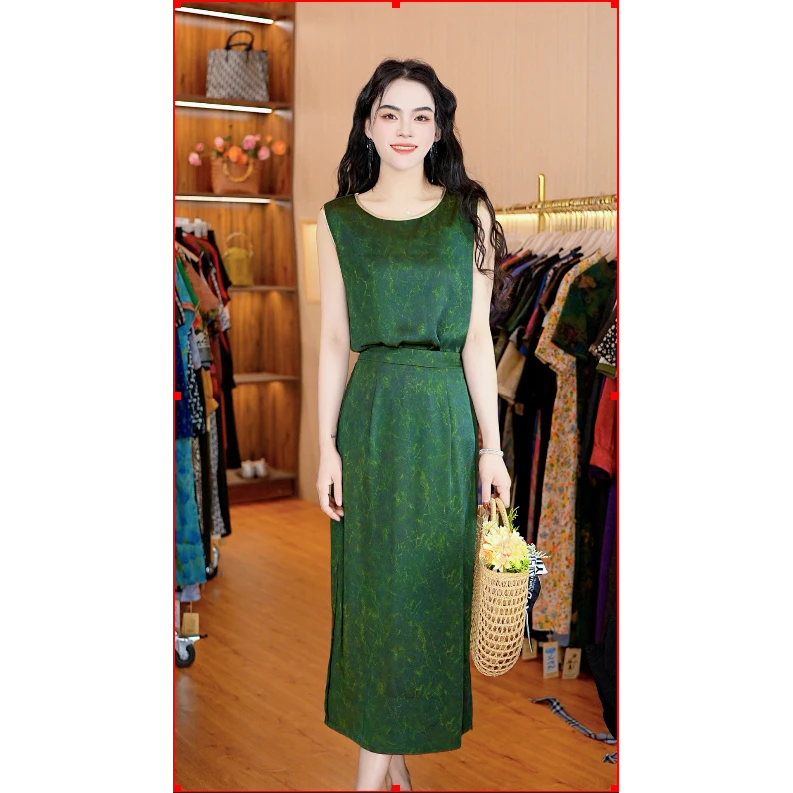 7788-30新款女士套装