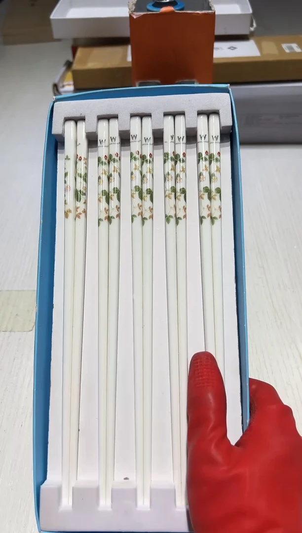 瓷片全场一折,一件不留@@1