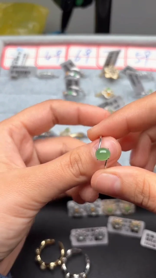 【闪购商品】翡翠戒指银S925镶嵌缅甸A货翡翠S925银镶嵌