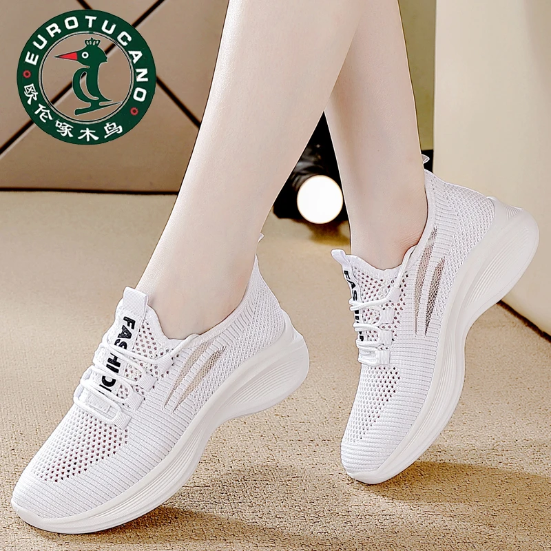 欧伦啄木鸟飞织网面运动鞋女鞋2025夏季妈妈小白鞋平底老北京布鞋