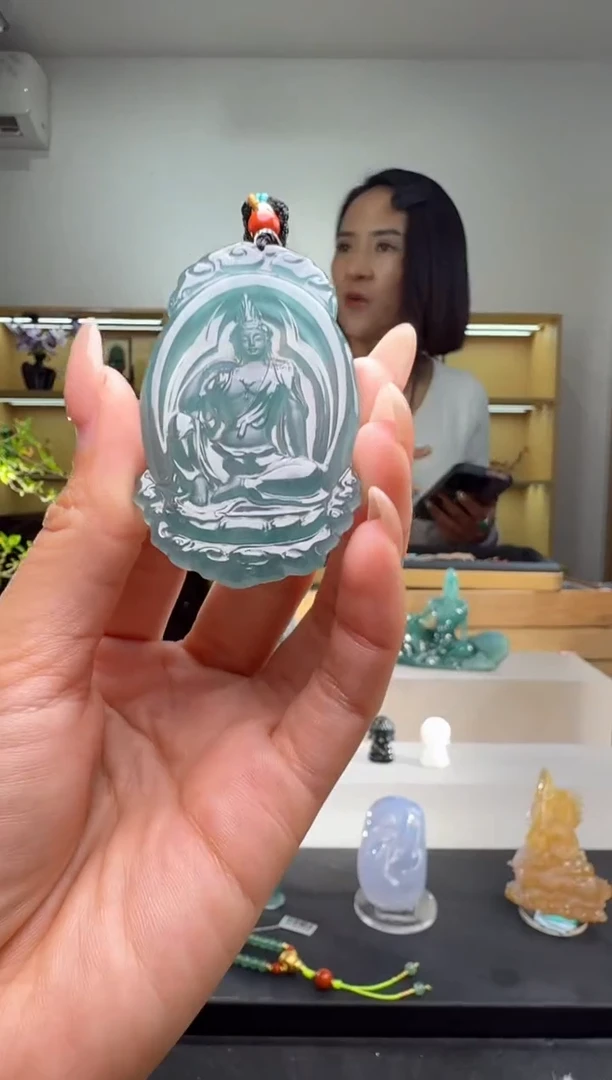 吊坠(不含链)未镶嵌翡翠观音