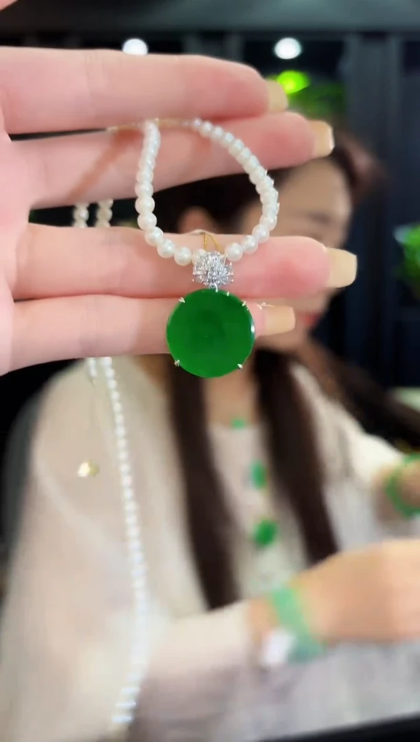 翡翠未镶嵌吊坠(不含链)缅料A货/多样性发货/一件