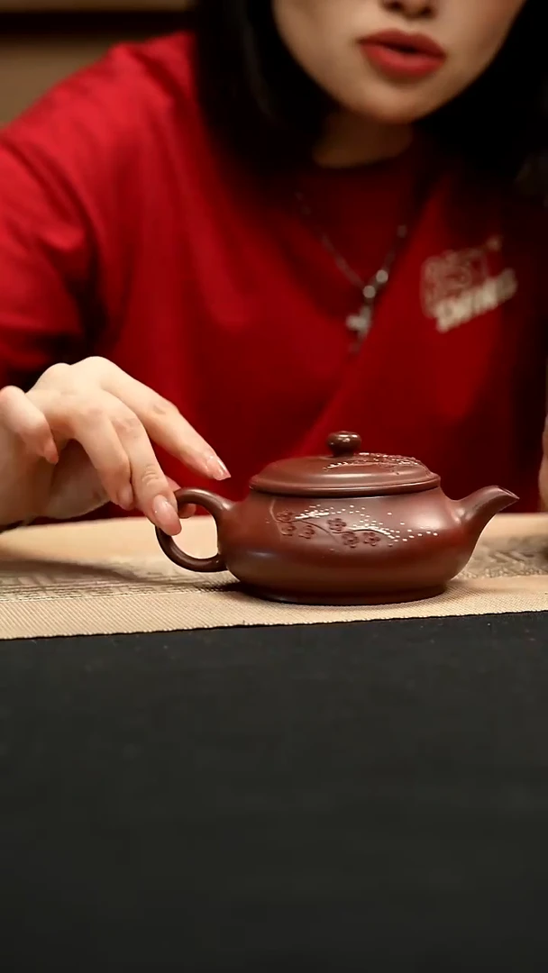 宜兴高端原矿紫砂