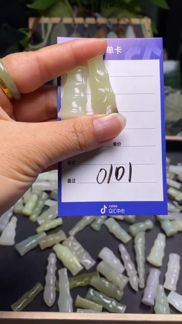 【闪购商品】和田玉颈饰未镶嵌