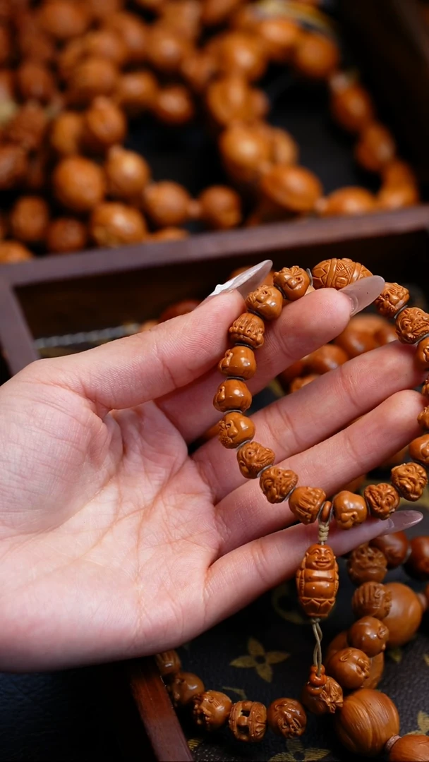 【闪购商品】橄榄核吊坠苏工橄榄核