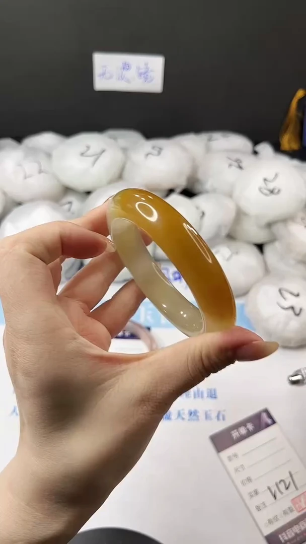 未镶嵌手镯石英质玉多样性发货V121