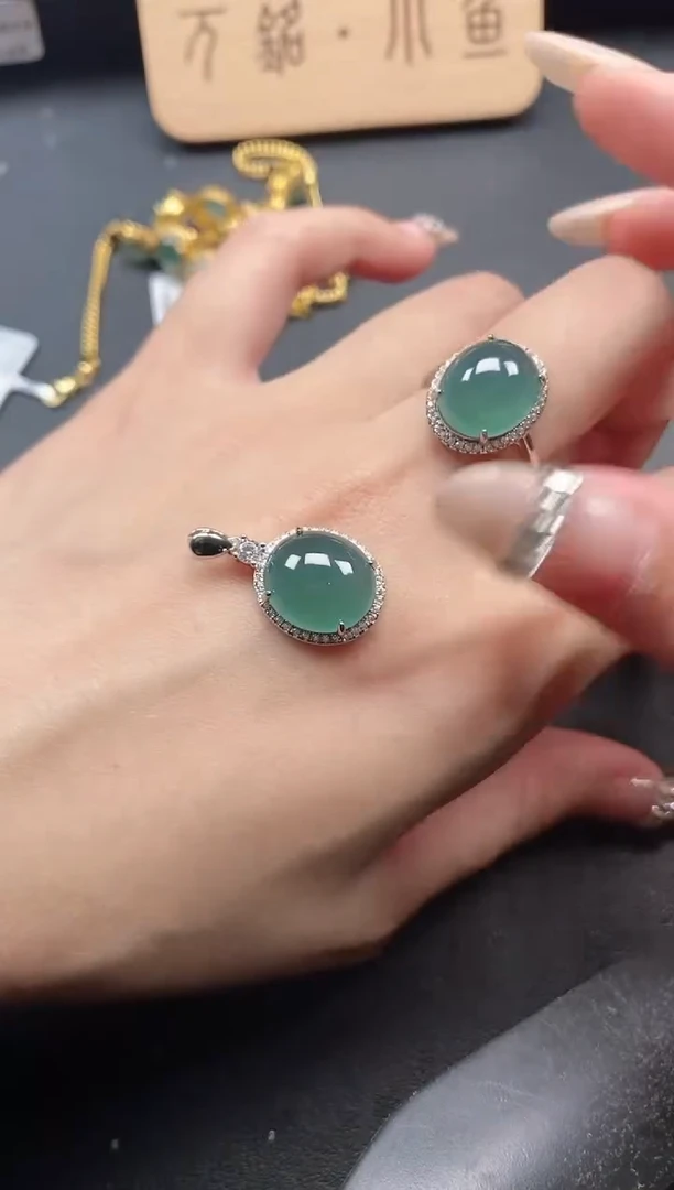 银S925镶嵌戒指翡翠51511