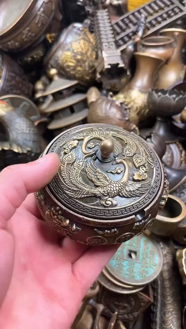 精美铜器点击下单