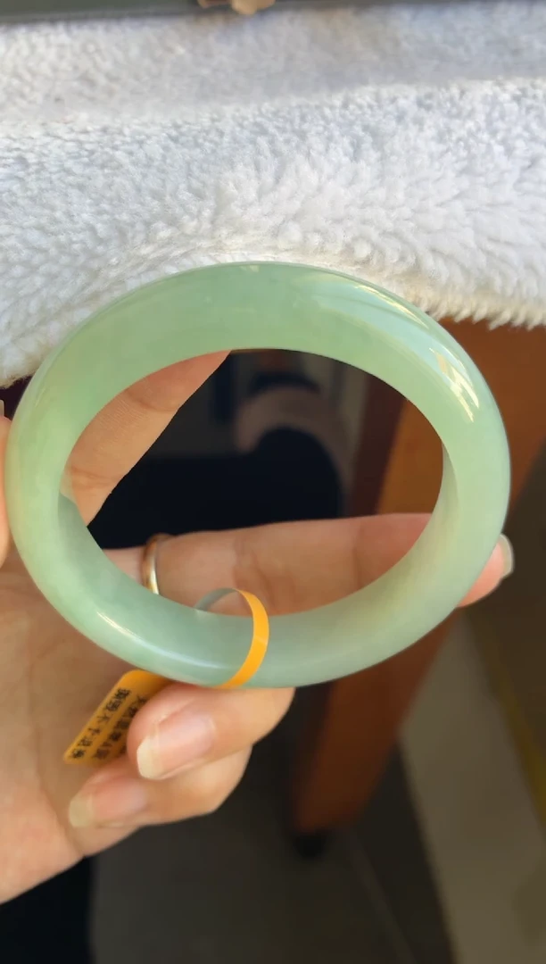 未镶嵌手镯翡翠（十星强推）冰透胶浓晴绿25号