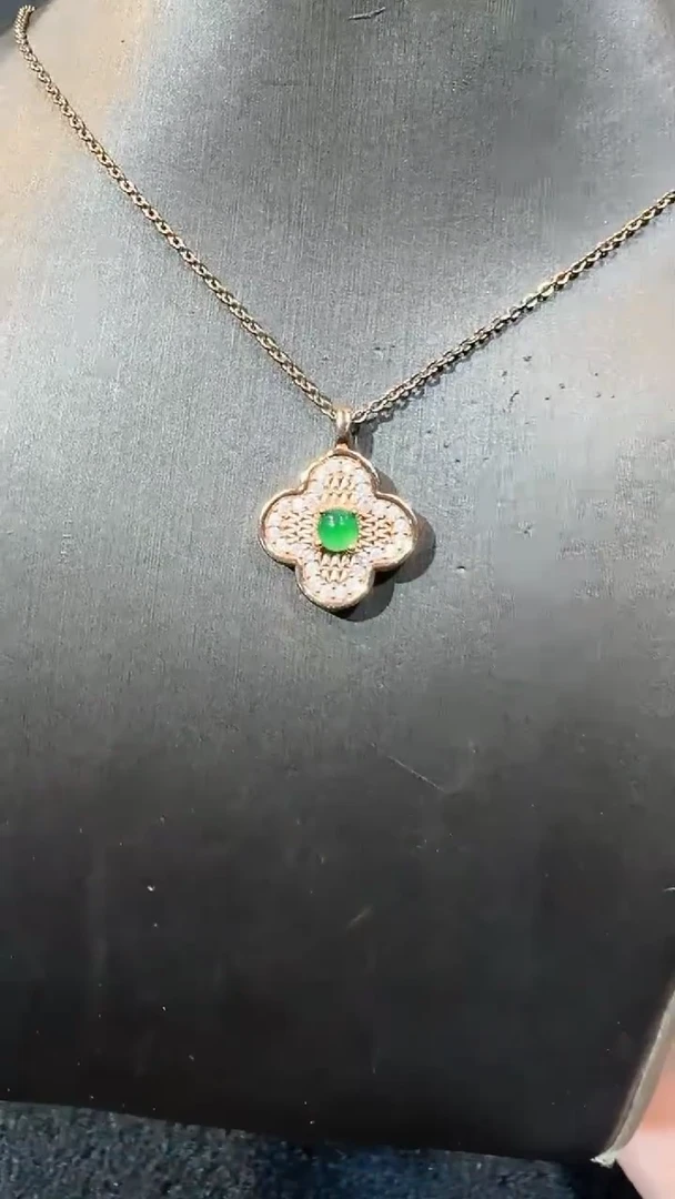 【闪购商品】翡翠吊坠(不含链)未镶嵌多样性发货其一不含链