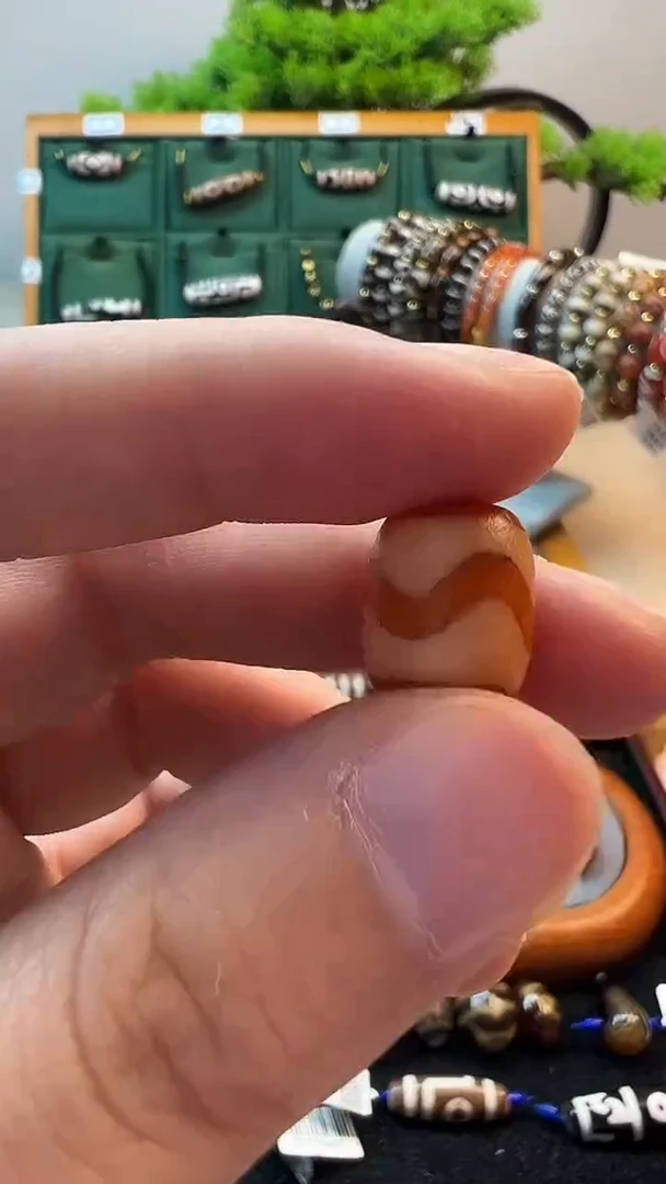 玛瑙/玉髓（覆膜）颈饰未镶嵌27（微瑕随机发货）