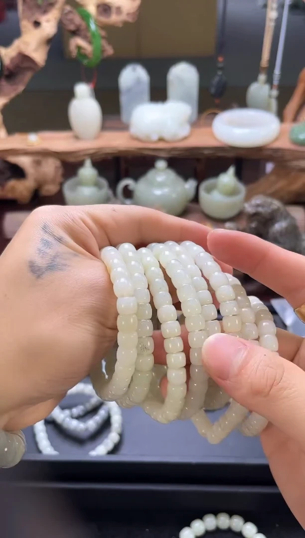 【闪购商品】和田玉手串未镶嵌卡8且末青花 极限弧 多样性发一