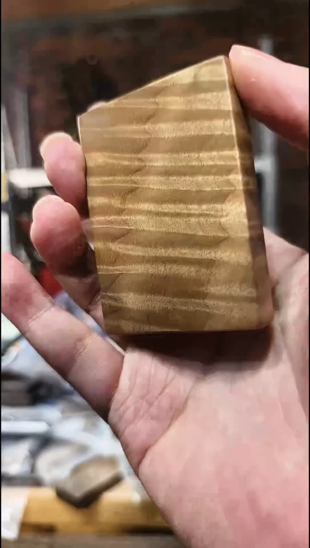 金丝楠无事牌手把件