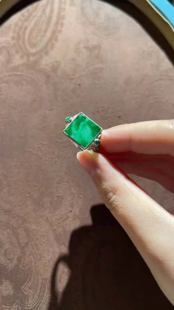 银S925镶嵌戒指翡翠红翡绿翠