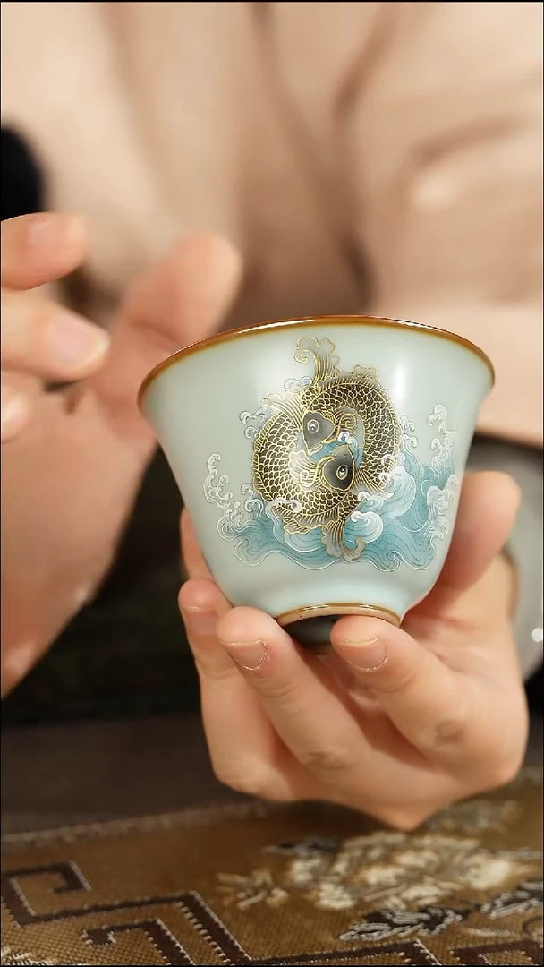 善窑厂汝窑双鱼图主人杯