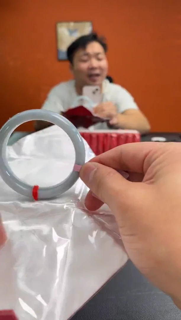 未镶嵌手镯翡翠2