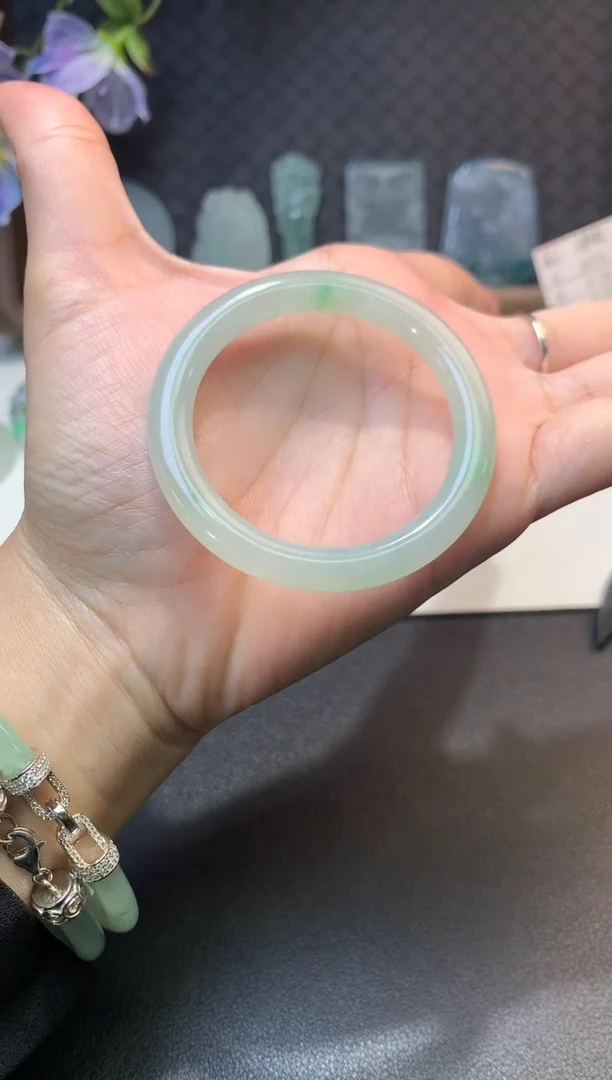 未镶嵌定制翡翠毛货