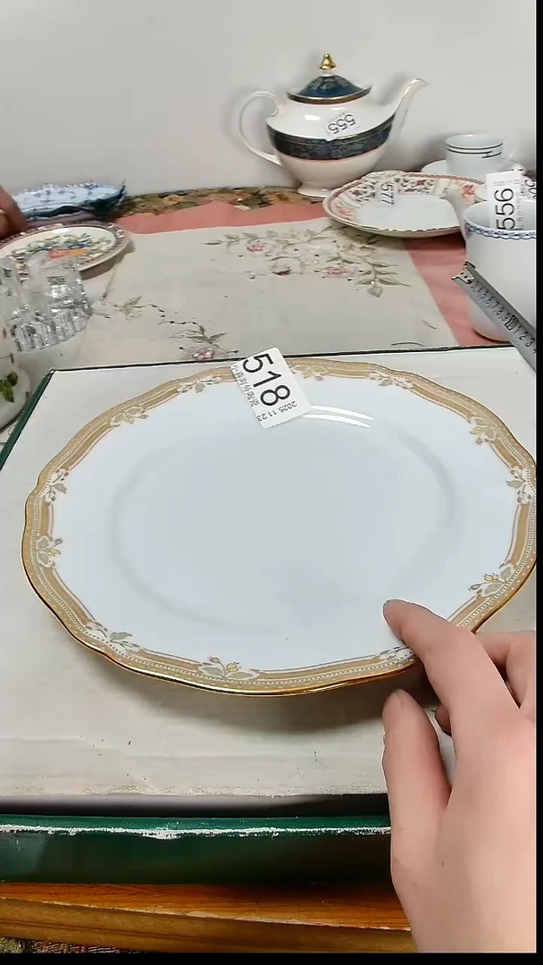 瓷片玖****y小淼海外陶瓷工艺品