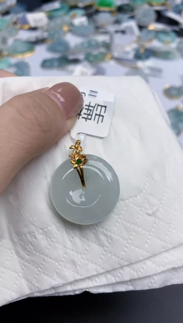 【闪购商品】翡翠颈饰18K金镶嵌天然缅甸翡翠A货