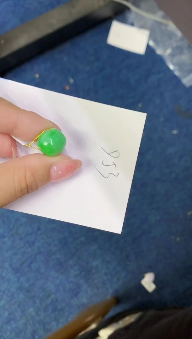 翡翠未镶嵌颈饰缅甸天然翡翠A货