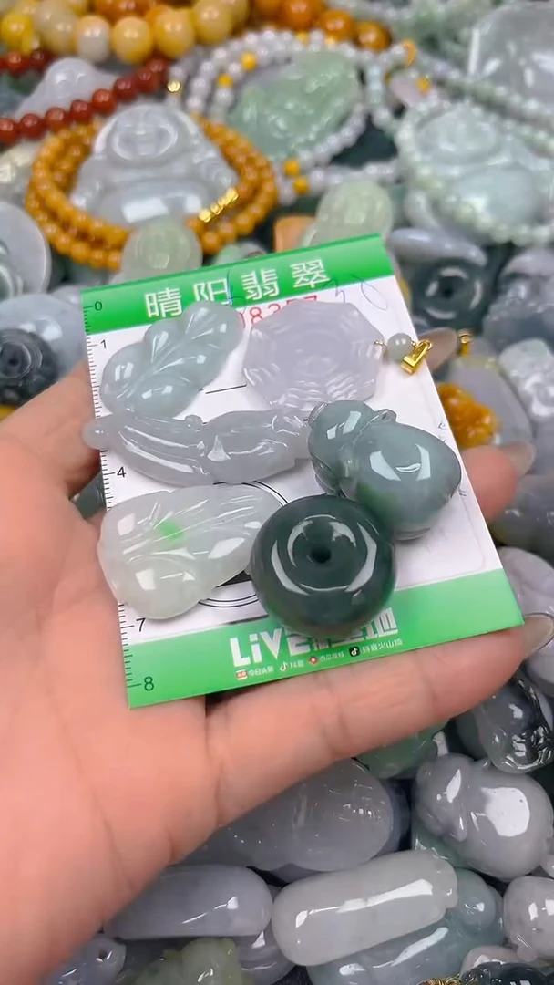 翡翠未镶嵌颈饰闪购0008357