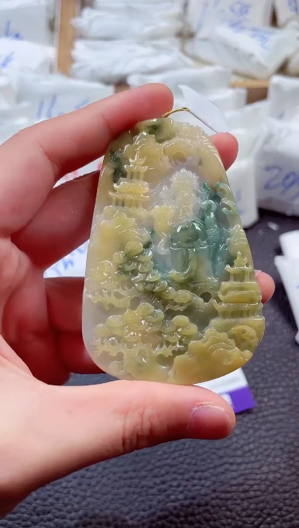 翡翠未镶嵌颈饰00000699