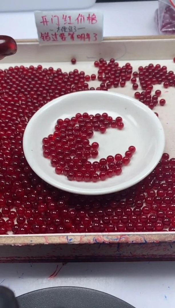 【闪购商品】南红玛瑙颈饰未镶嵌W78鸽血红6mm*30颗