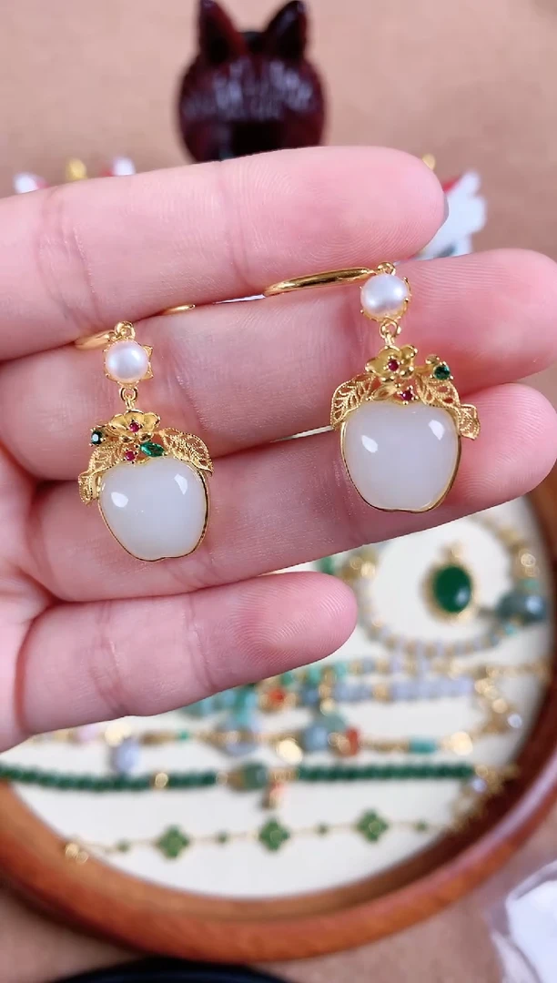 银S925镶嵌和田玉耳饰1