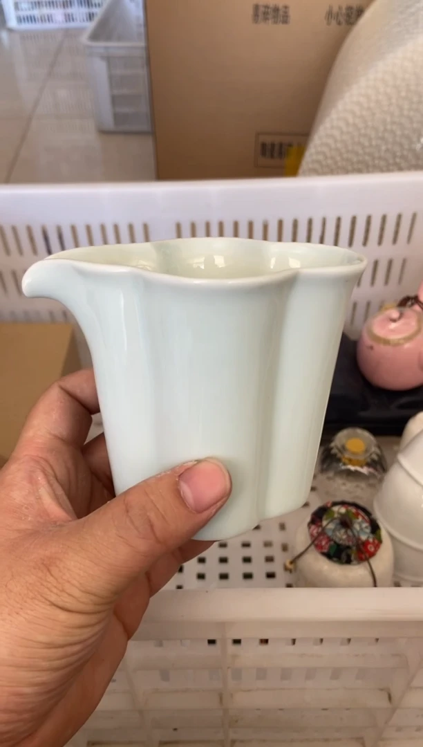 杯无运费险有瑕疵的摄影的产品有使用过的痕迹有点脏介意勿拍