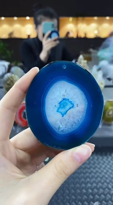 未镶嵌颈饰玛瑙/玉髓月*玛瑙