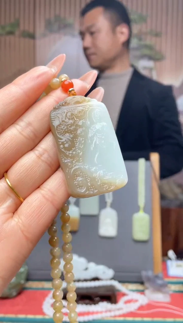 【闪购商品】和田玉颈饰未镶嵌一