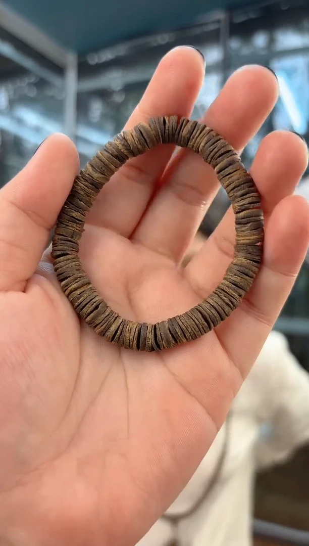 沉香手串海南莺歌绿随型药片08单圈多样性发货