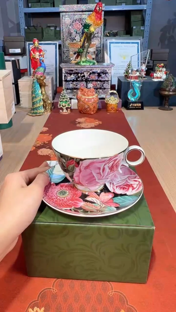 【闪购商品】杯99手绘玫瑰大杯碟