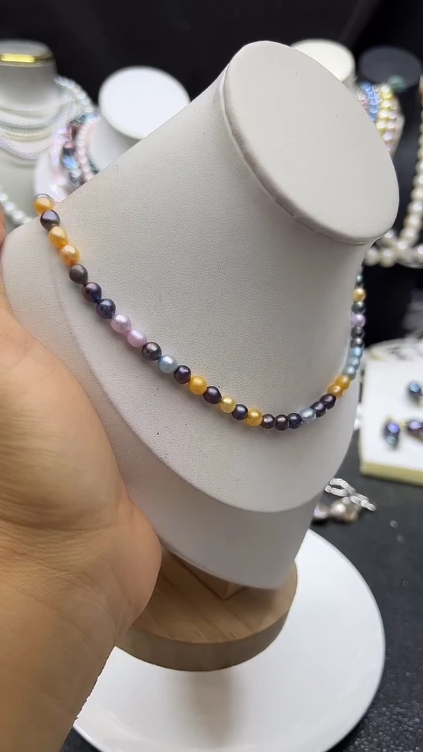 颈饰未镶嵌淡水珍珠多人