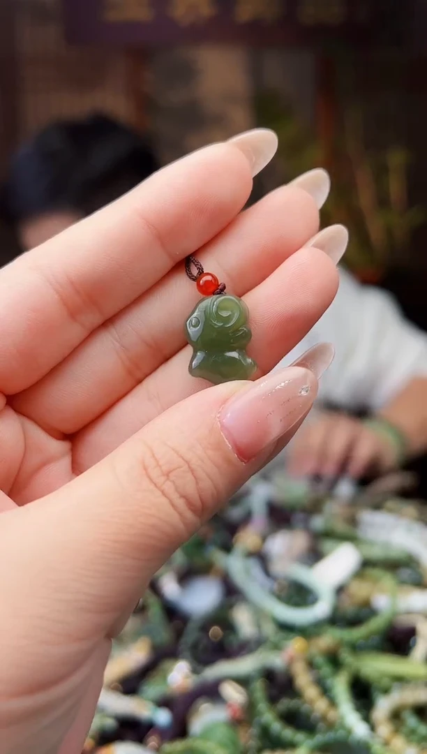 颈饰未镶嵌和田玉多样性发货拍一发一