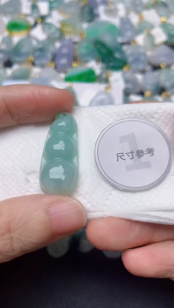 颈饰未镶嵌翡翠天然缅甸A货翡翠