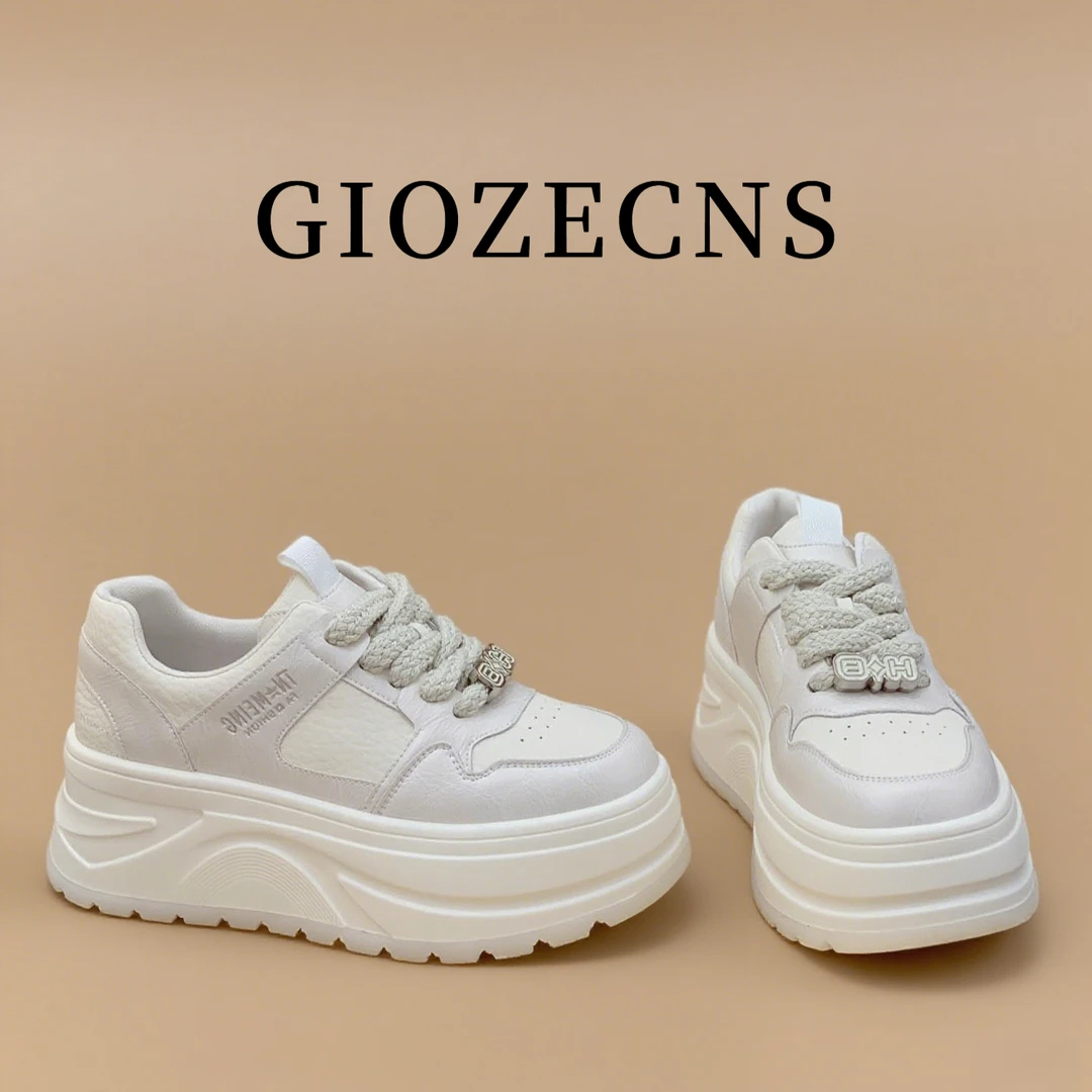 纪捷希小白鞋女增高轻便不累脚板鞋春季新款显脚小高级感小众女鞋