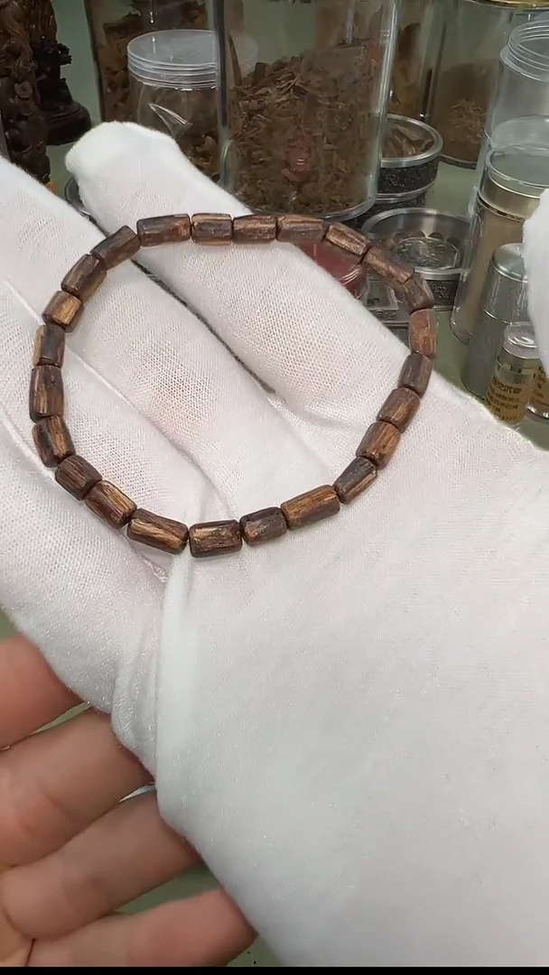 【闪购商品】沉香3.1g越南芽庄白棋沉水桶珠单圈