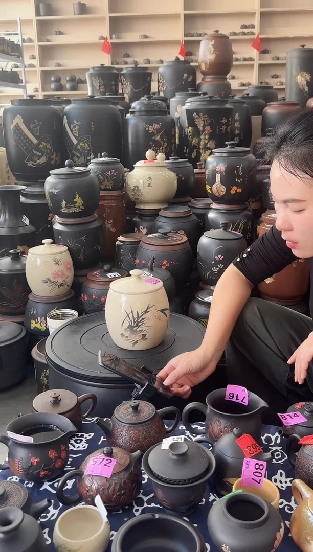 罐瑕疵茶叶罐   703   白泥