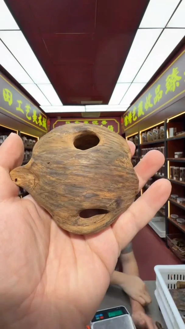 沉香吊坠多样性发一